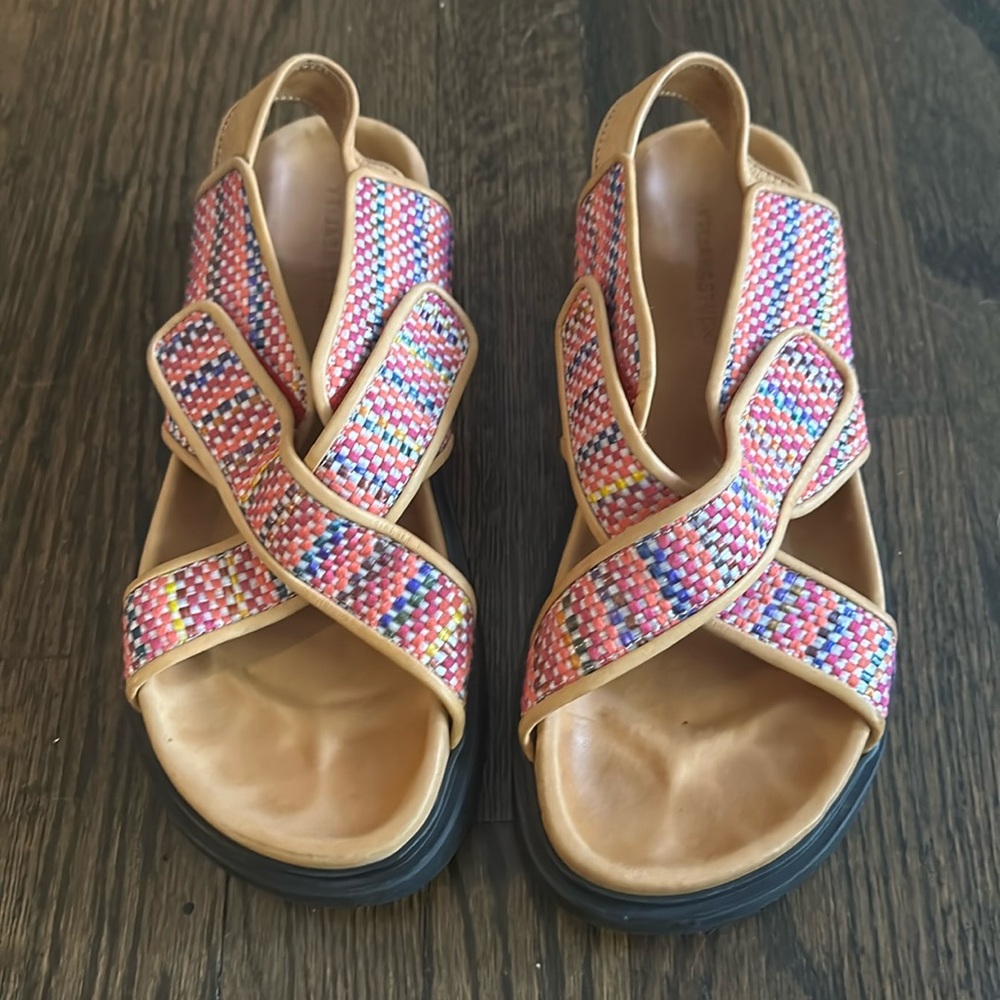 Reality studio sandals 39